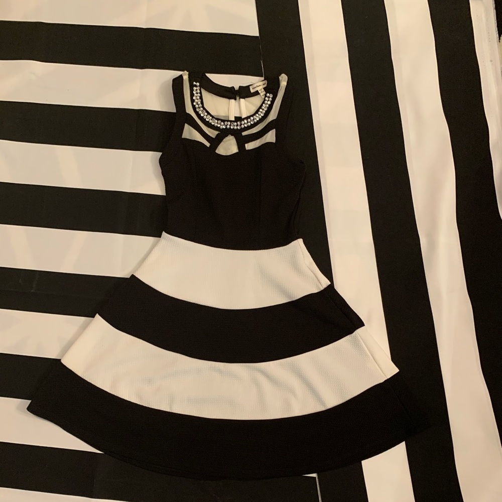 Dillard’s formal cream and black dress